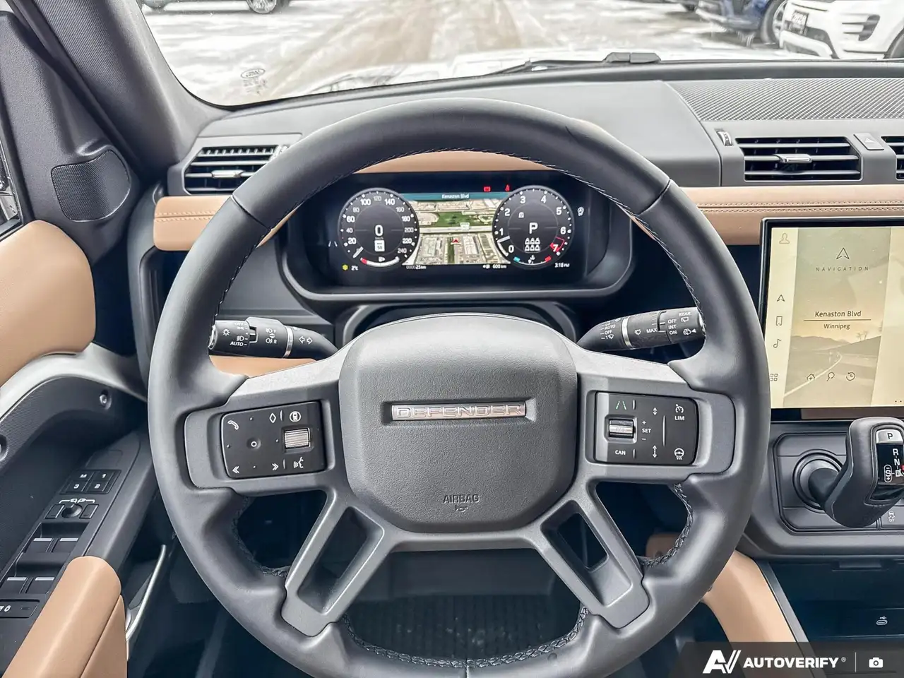 Land Rover Defender снимка Land Rover Defender