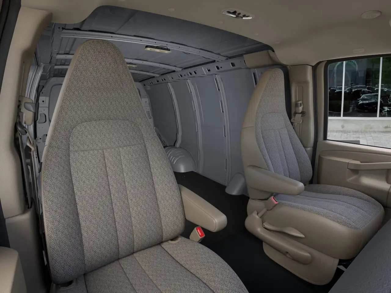 GMC Savana photo GMC Savana