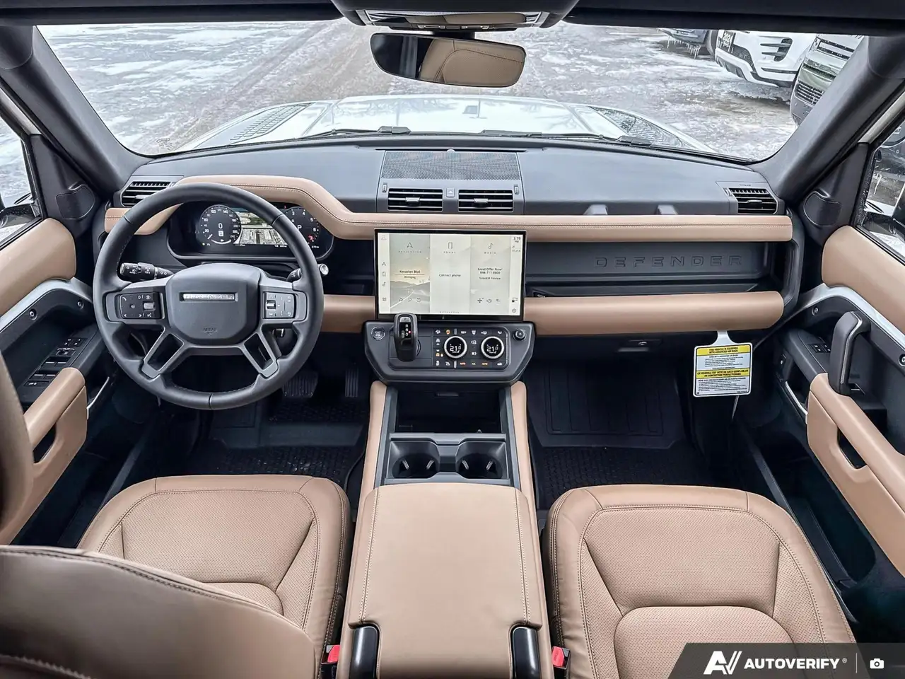 Land Rover Defender снимка Land Rover Defender