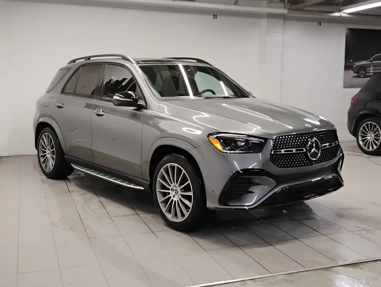 Mercedes-Benz GLE снимка Mercedes-Benz GLE