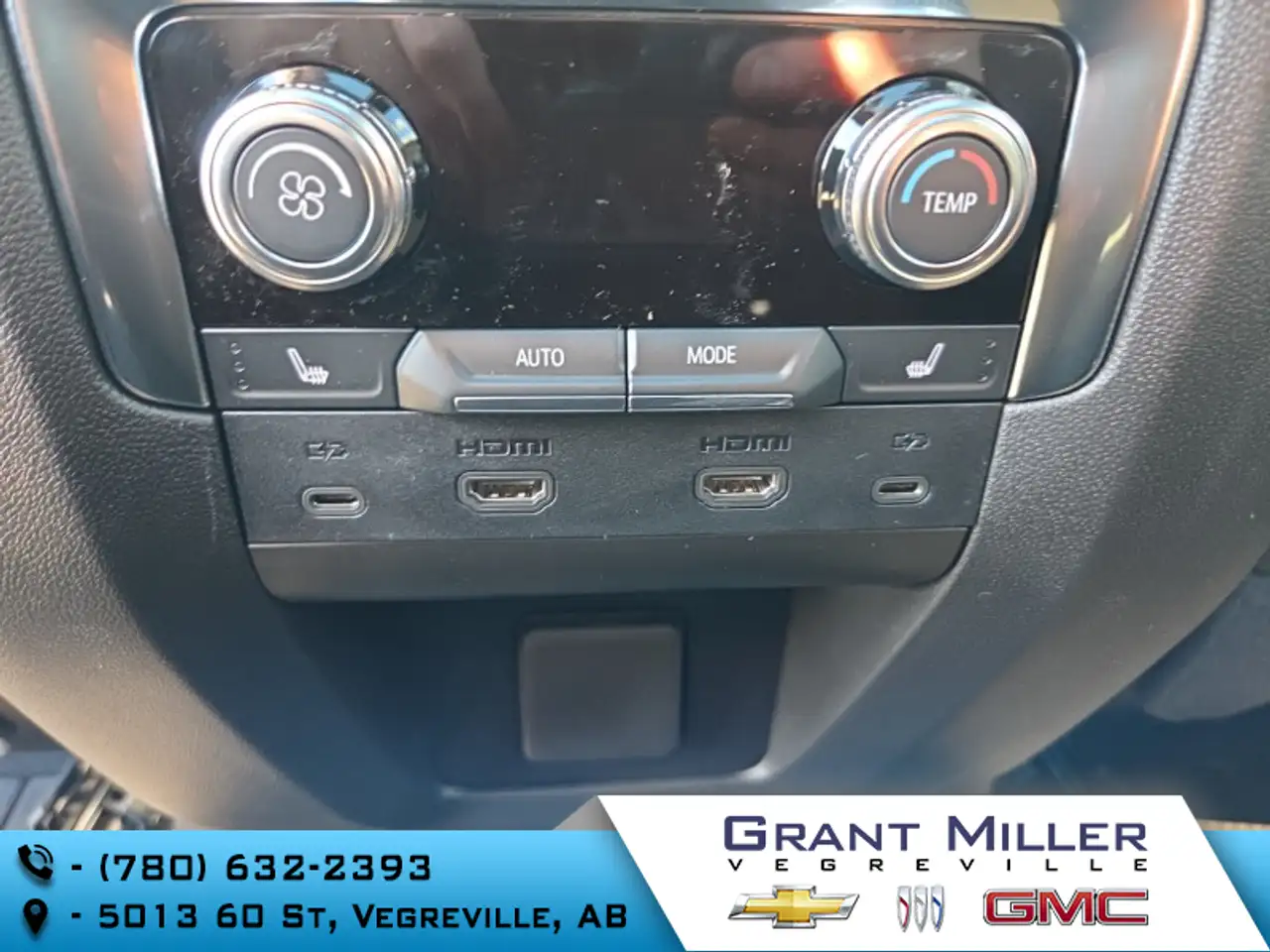 GMC Yukon photo GMC Yukon
