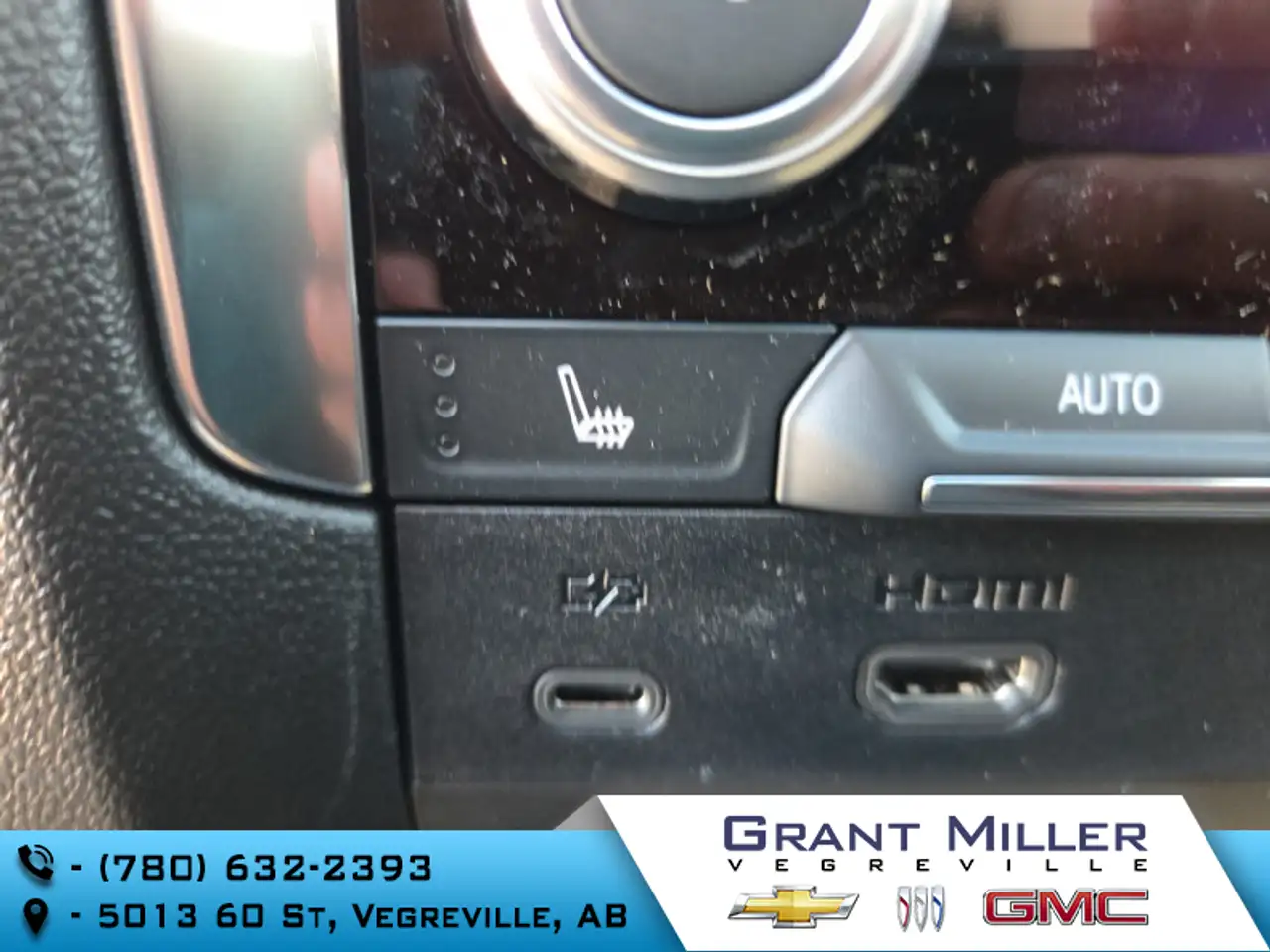 GMC Yukon photo GMC Yukon