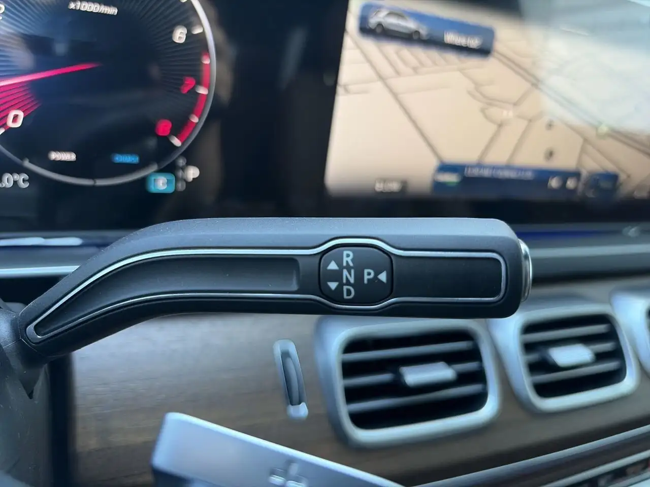 Mercedes-Benz GLE снимка Mercedes-Benz GLE