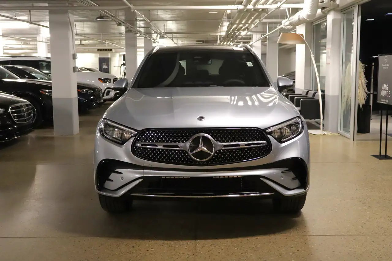 Mercedes-Benz GLC снимка Mercedes-Benz GLC