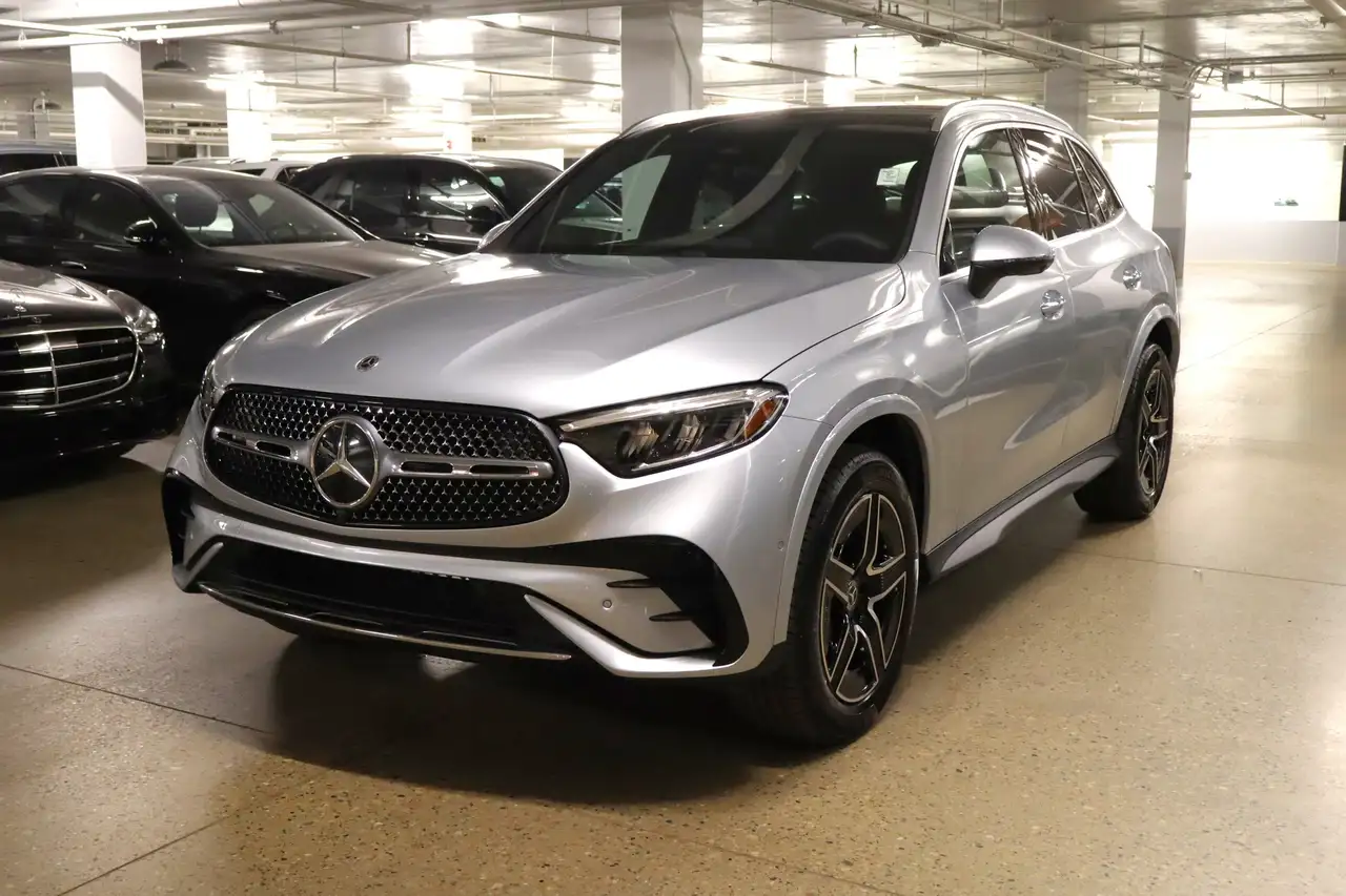 Mercedes-Benz GLC снимка Mercedes-Benz GLC