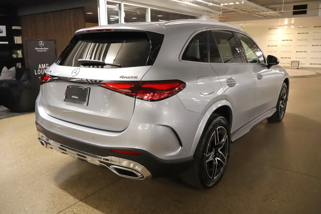 Mercedes-Benz GLC снимка Mercedes-Benz GLC