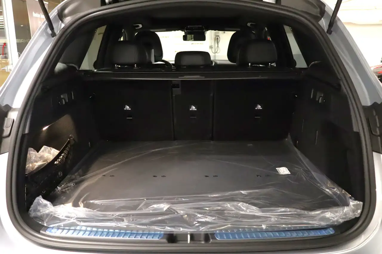 Mercedes-Benz GLC снимка Mercedes-Benz GLC