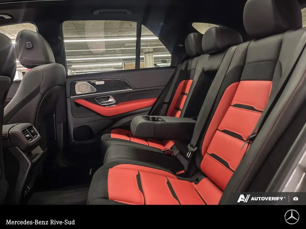 Mercedes-Benz GLE снимка Mercedes-Benz GLE