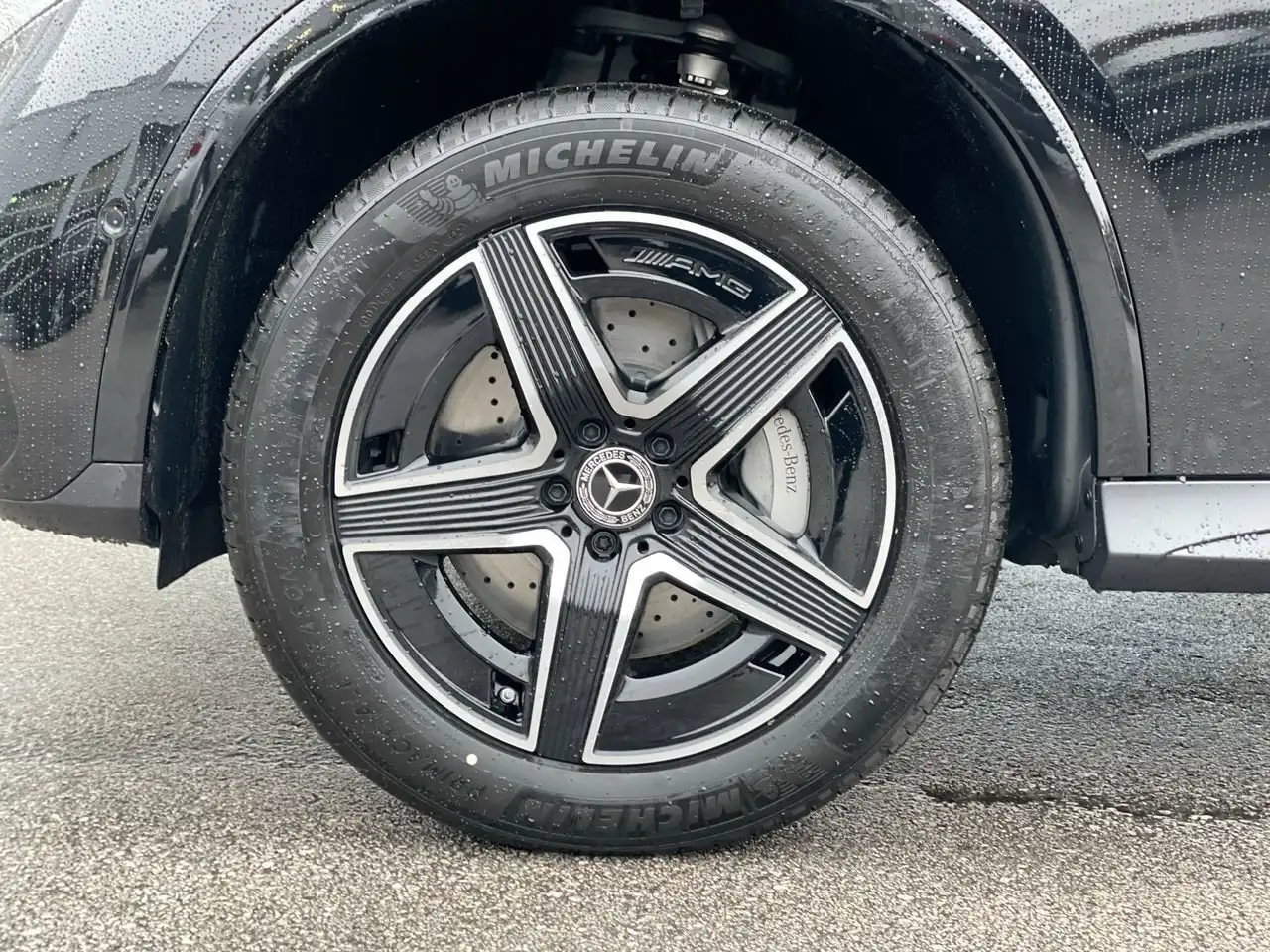 Mercedes-Benz GLC снимка Mercedes-Benz GLC