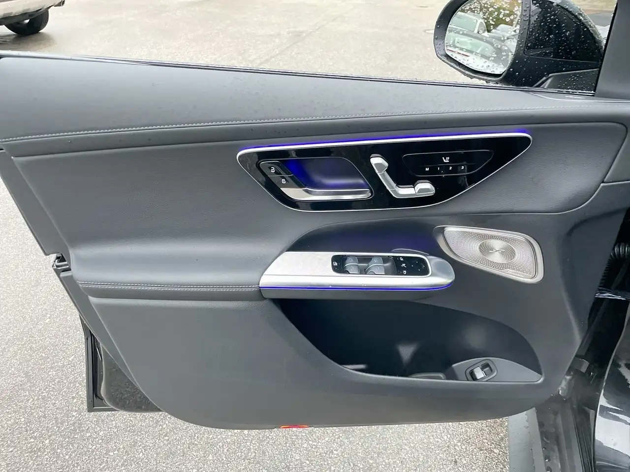 Mercedes-Benz GLC снимка Mercedes-Benz GLC