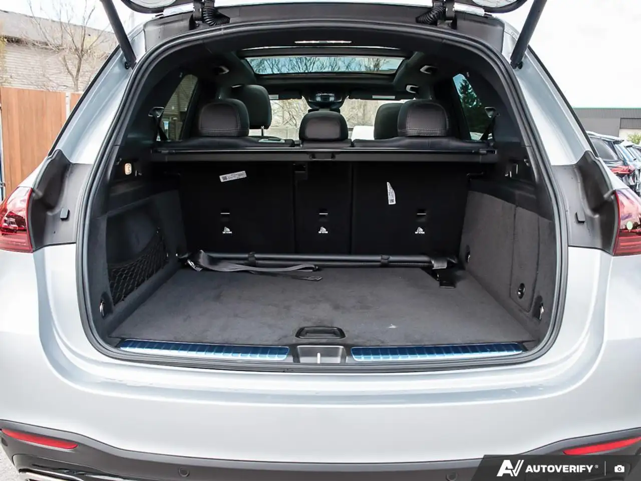 Mercedes-Benz GLE снимка Mercedes-Benz GLE