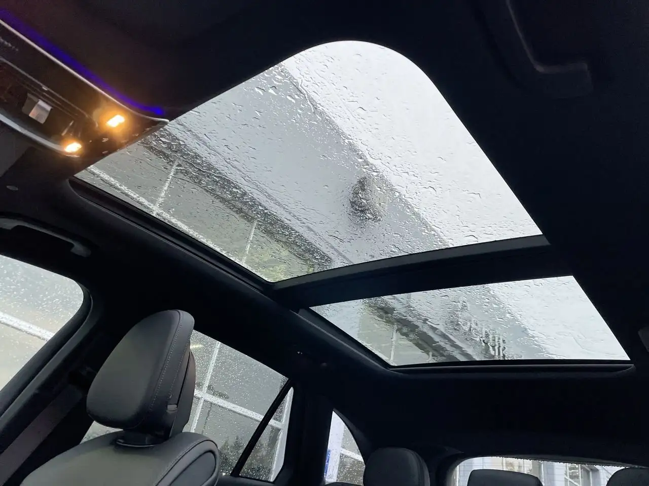 Mercedes-Benz GLC снимка Mercedes-Benz GLC