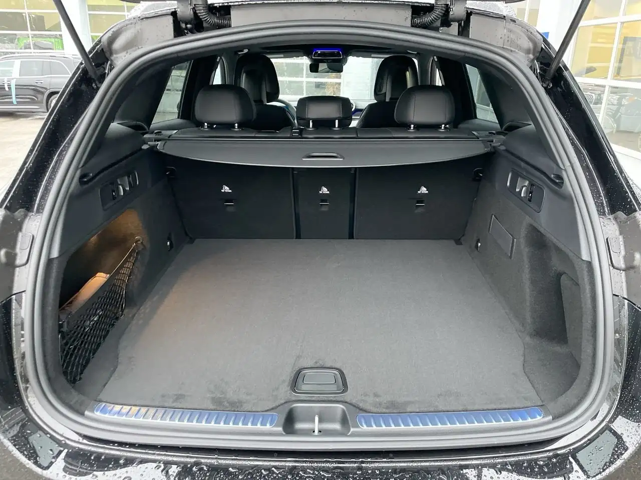 Mercedes-Benz GLC снимка Mercedes-Benz GLC