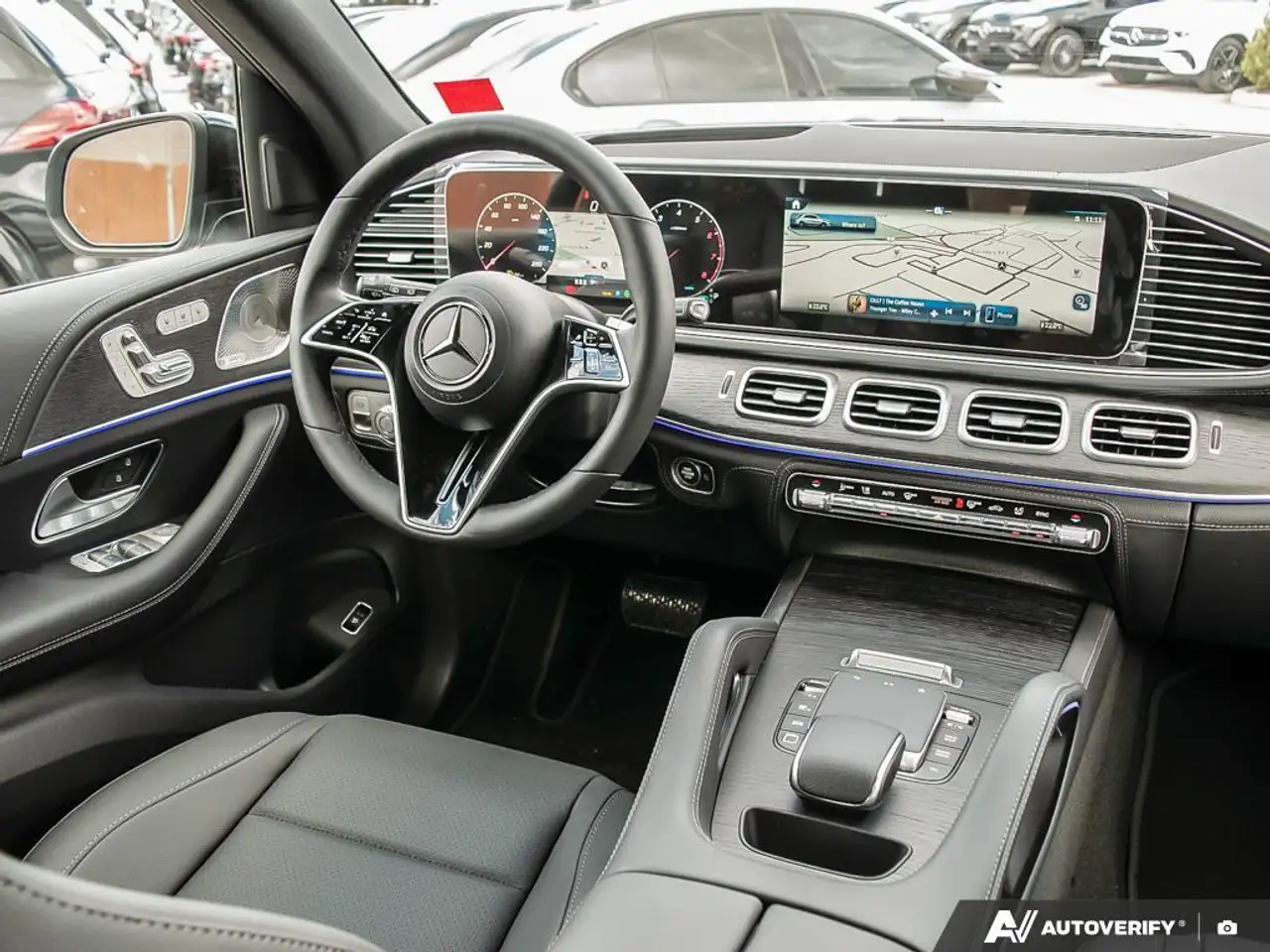 Mercedes-Benz GLE снимка Mercedes-Benz GLE