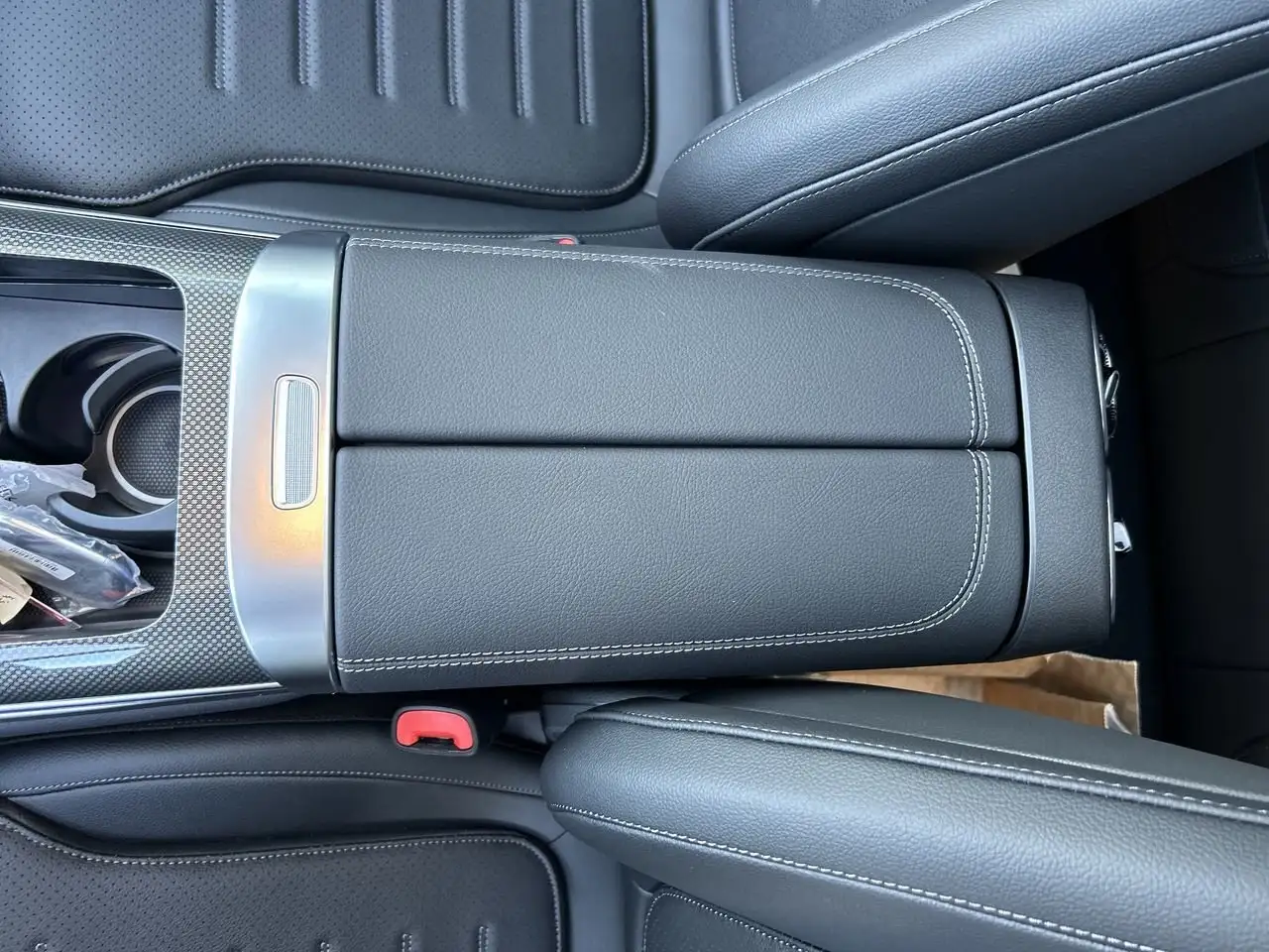 Mercedes-Benz GLC снимка Mercedes-Benz GLC