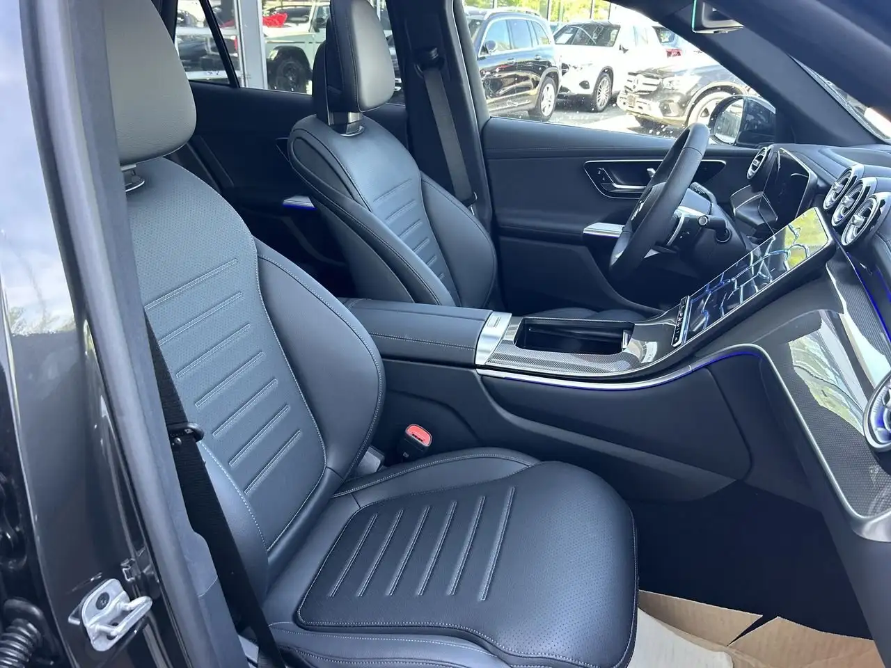 Mercedes-Benz GLC снимка Mercedes-Benz GLC
