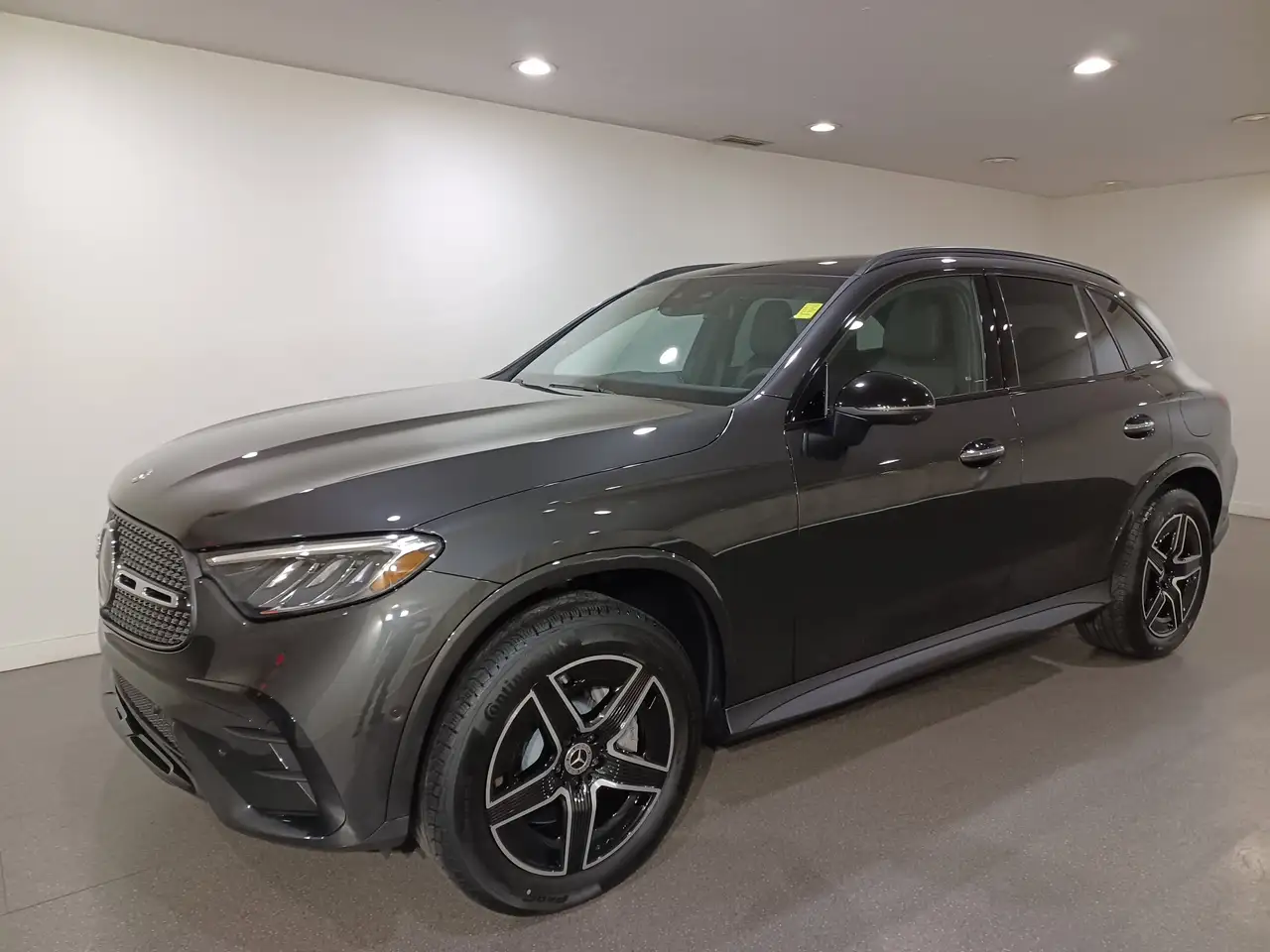 Mercedes-Benz GLC снимка Mercedes-Benz GLC