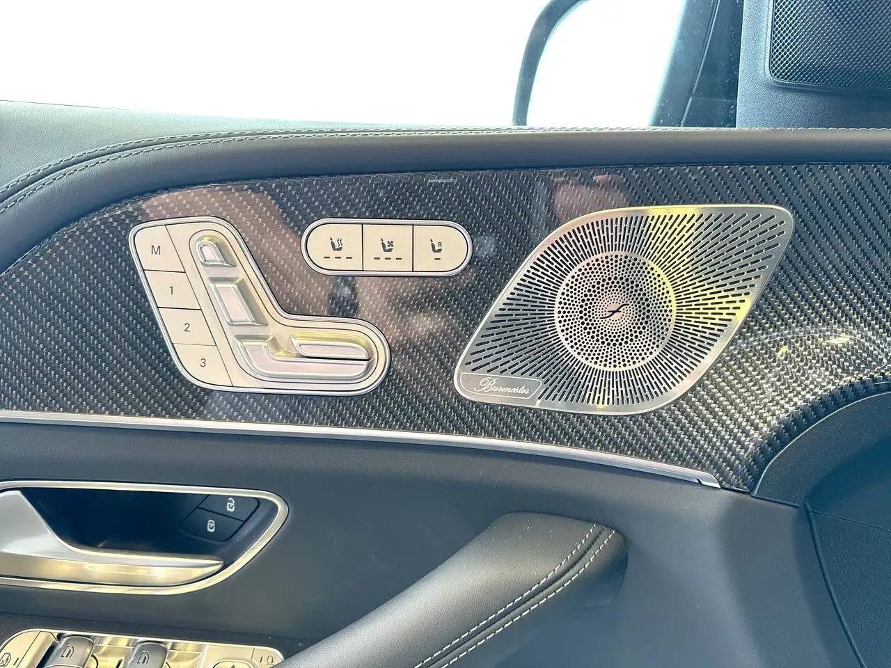Mercedes-Benz GLE снимка Mercedes-Benz GLE