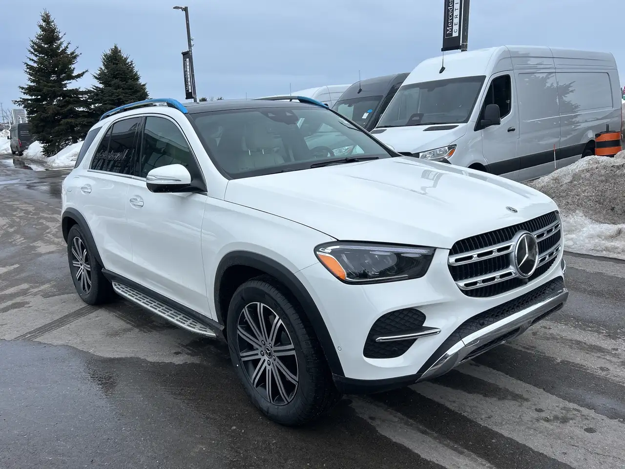 Mercedes-Benz GLE снимка Mercedes-Benz GLE