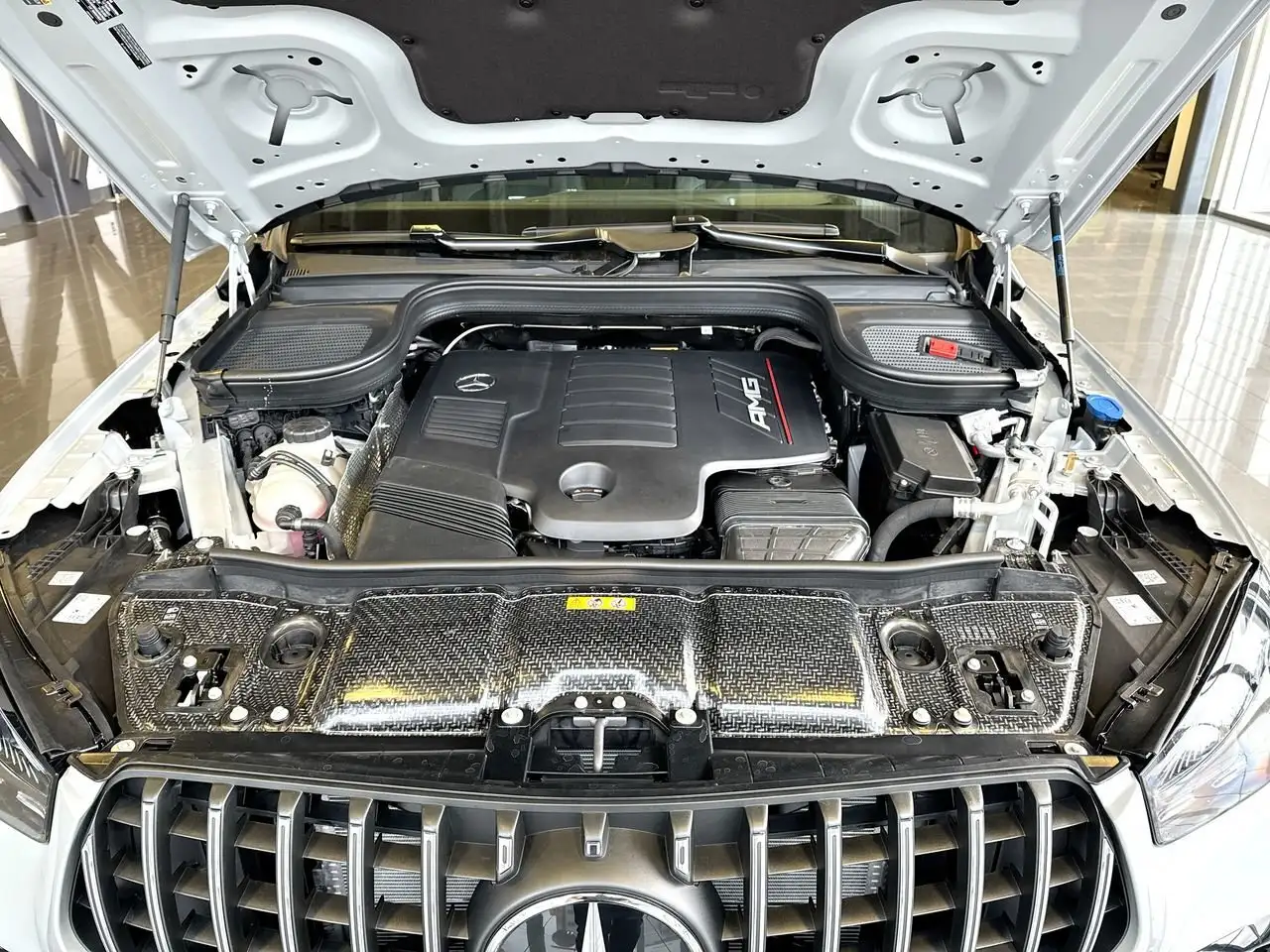 Mercedes-Benz GLE снимка Mercedes-Benz GLE