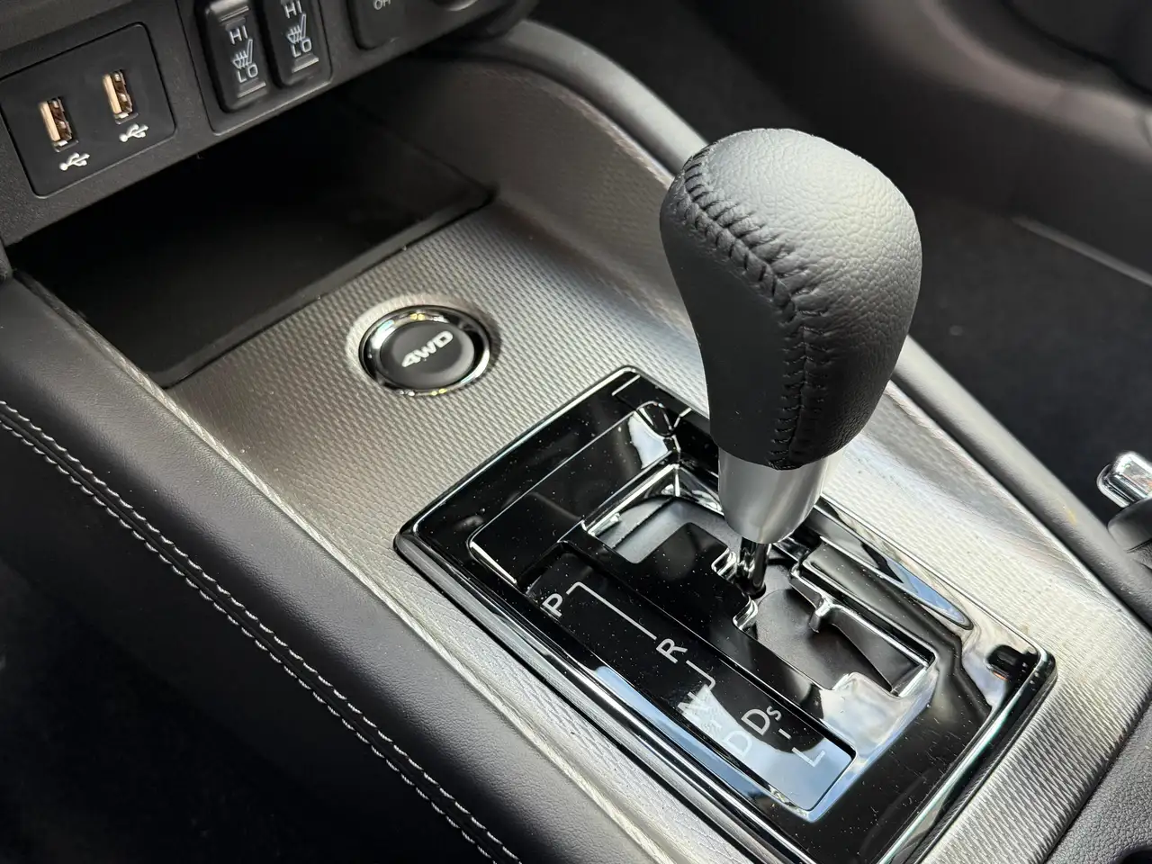 Mitsubishi RVR снимка Mitsubishi RVR