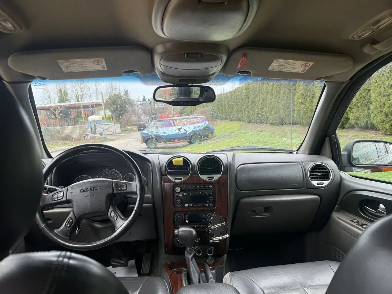GMC Envoy снимка GMC Envoy