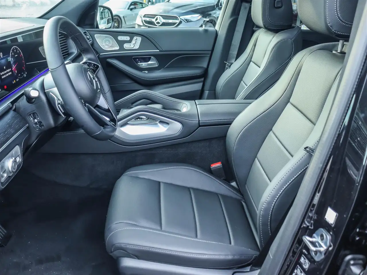 Mercedes-Benz GLE снимка Mercedes-Benz GLE