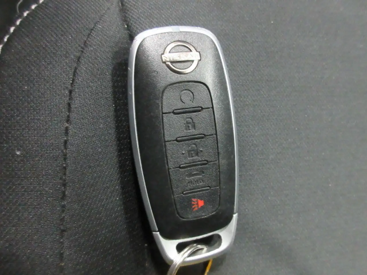 Nissan Sentra снимка Nissan Sentra