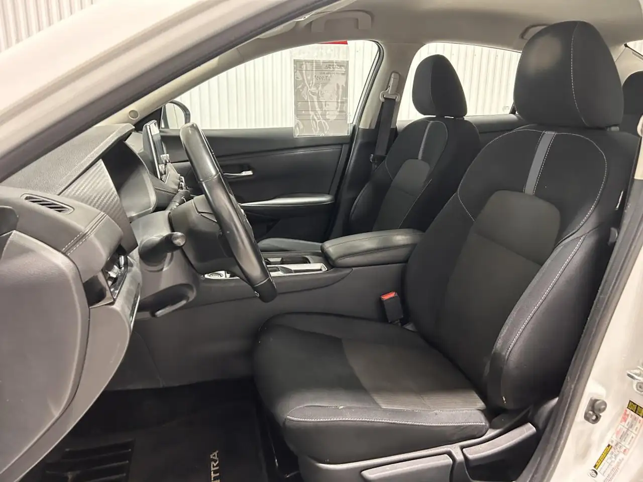 Nissan Sentra снимка Nissan Sentra