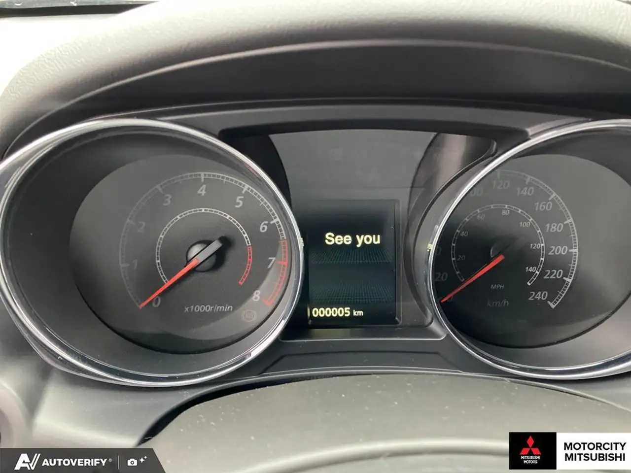 Mitsubishi RVR снимка Mitsubishi RVR