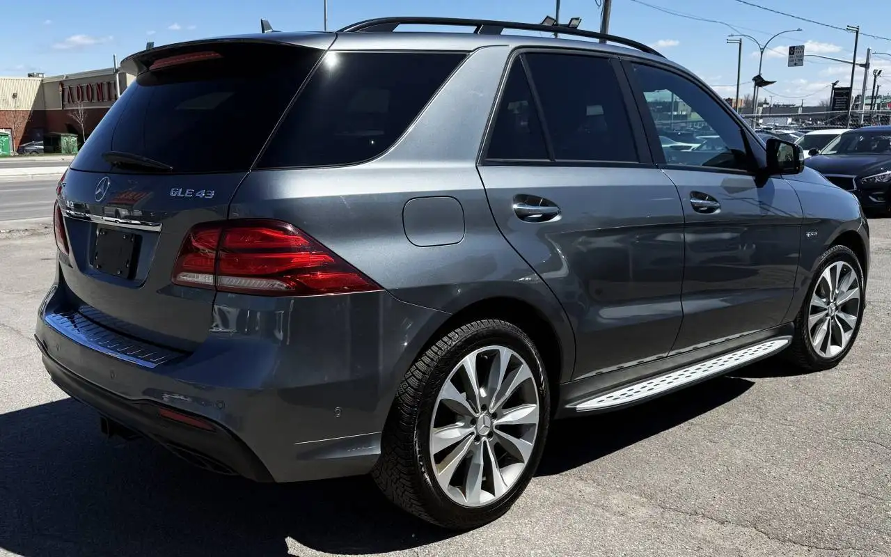 Mercedes-Benz GLE снимка Mercedes-Benz GLE