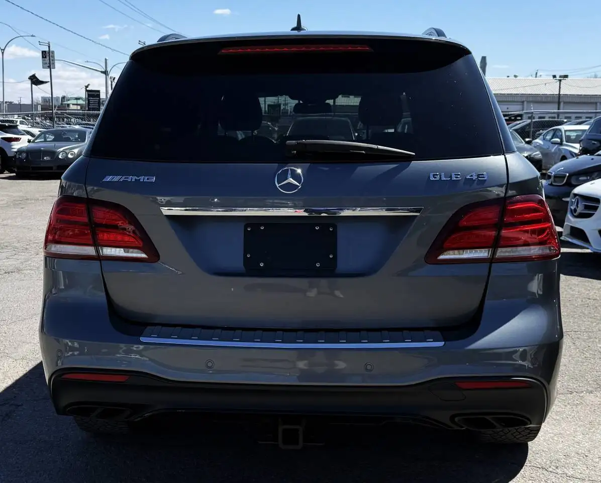 Mercedes-Benz GLE снимка Mercedes-Benz GLE