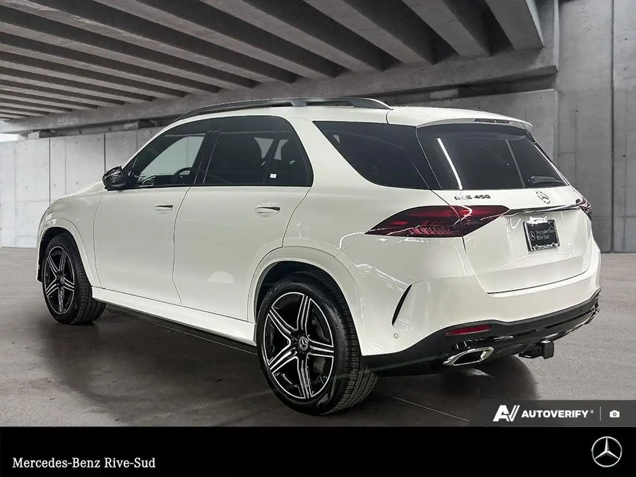 Mercedes-Benz GLE снимка Mercedes-Benz GLE