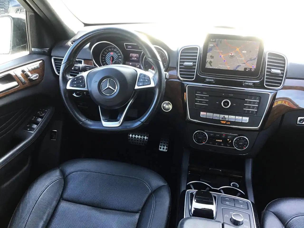 Mercedes-Benz GLE снимка Mercedes-Benz GLE