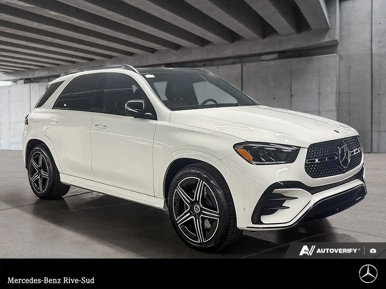 Mercedes-Benz GLE снимка Mercedes-Benz GLE