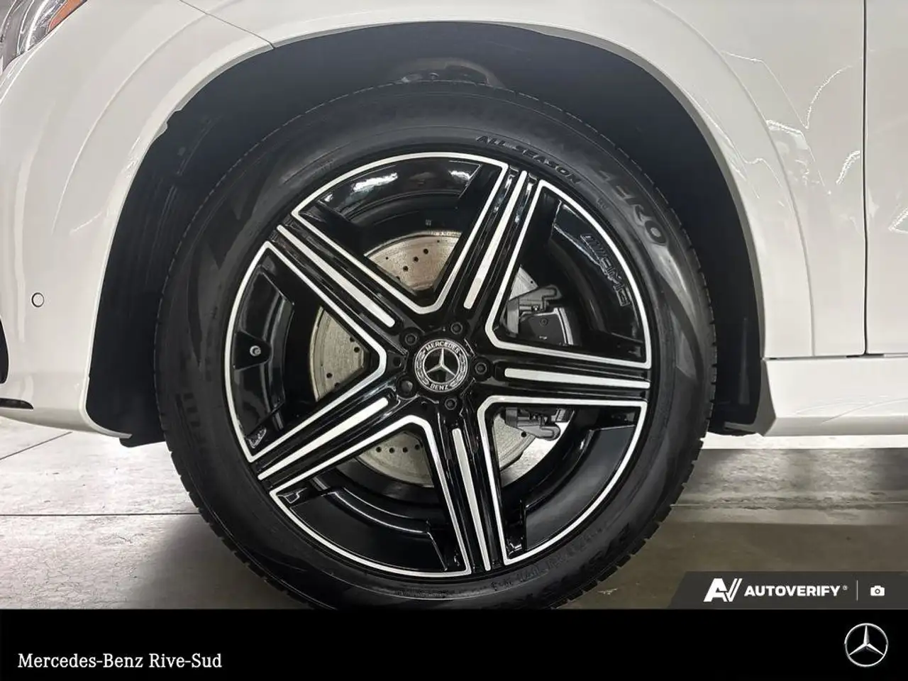 Mercedes-Benz GLE снимка Mercedes-Benz GLE