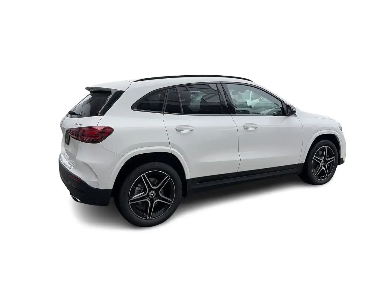 Mercedes-Benz GLA снимка Mercedes-Benz GLA