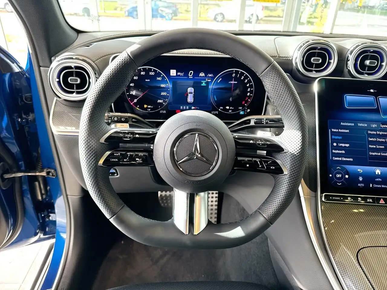 Mercedes-Benz GLC снимка Mercedes-Benz GLC