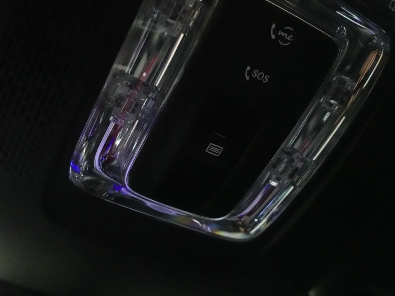 Mercedes-Benz GLA снимка Mercedes-Benz GLA