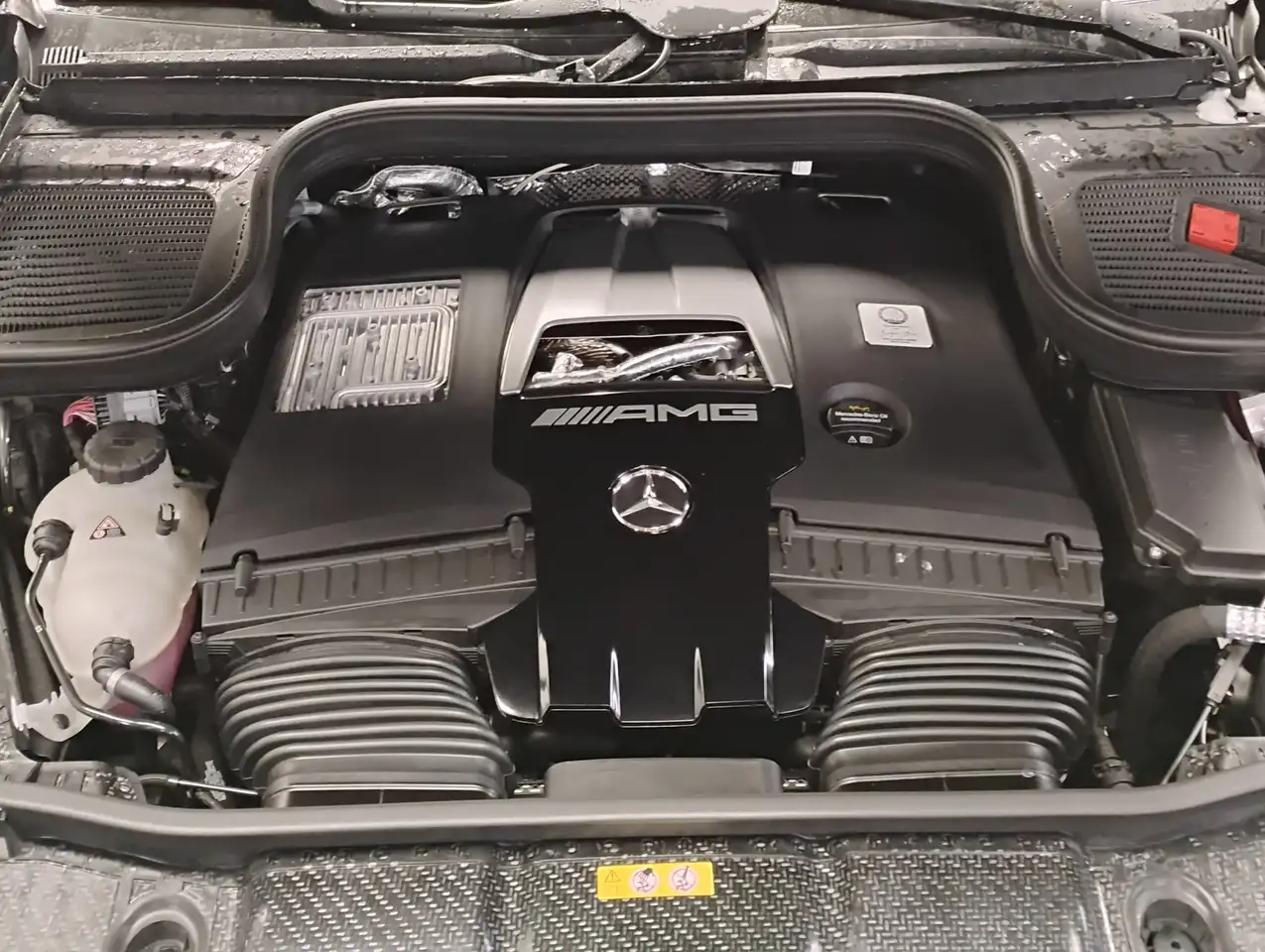 Mercedes-Benz GLE снимка Mercedes-Benz GLE