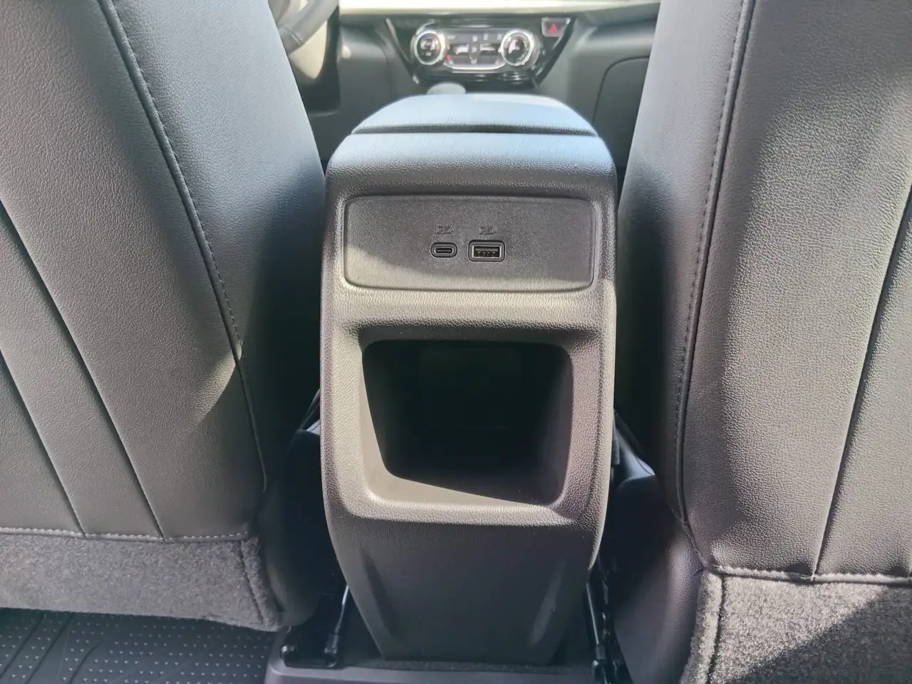 Chevrolet Trax снимка Chevrolet Trax