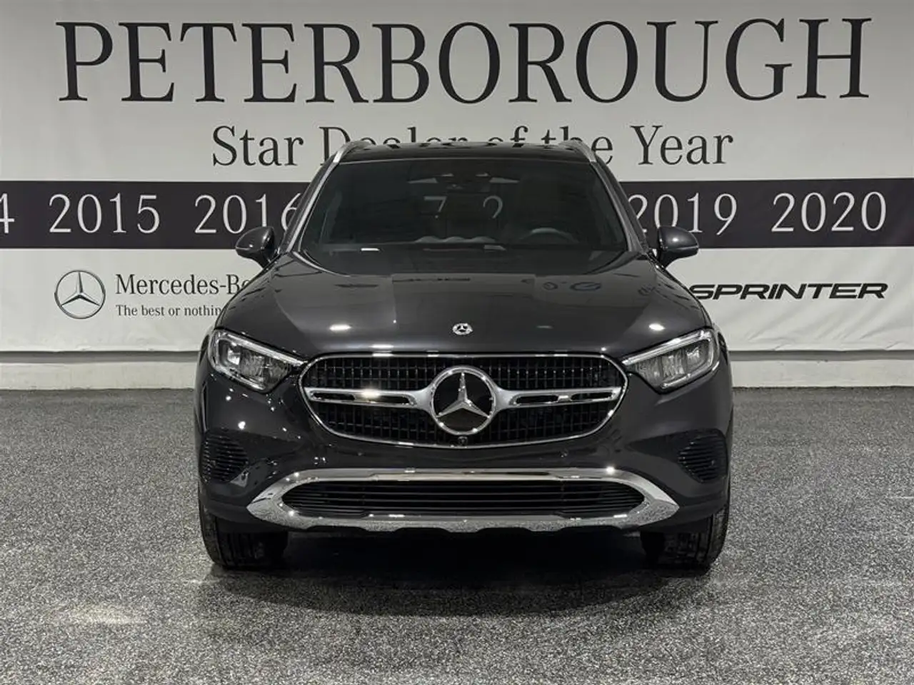 Mercedes-Benz GLC снимка Mercedes-Benz GLC