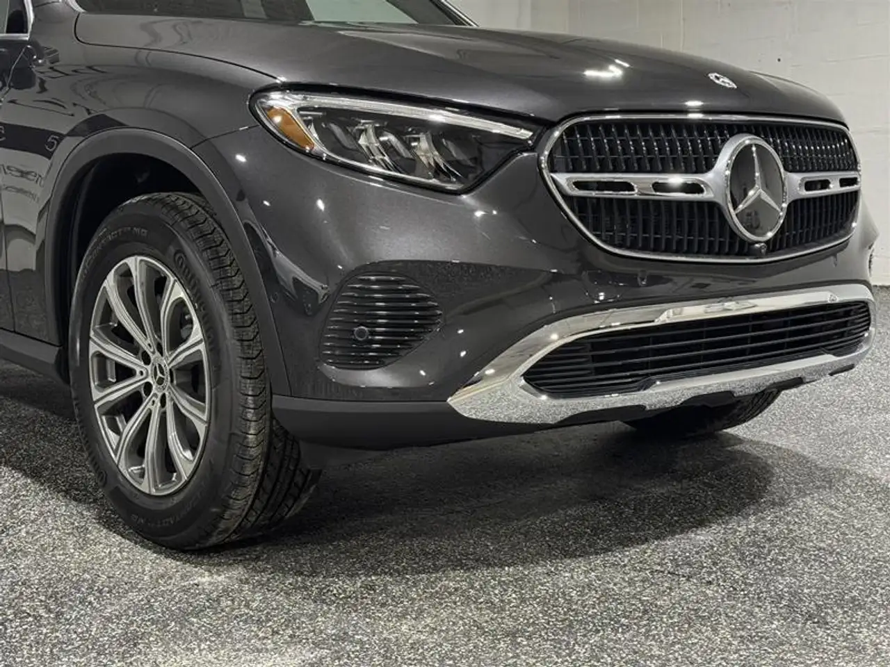 Mercedes-Benz GLC снимка Mercedes-Benz GLC