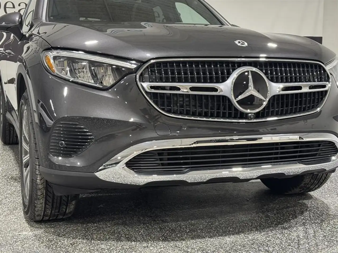 Mercedes-Benz GLC снимка Mercedes-Benz GLC