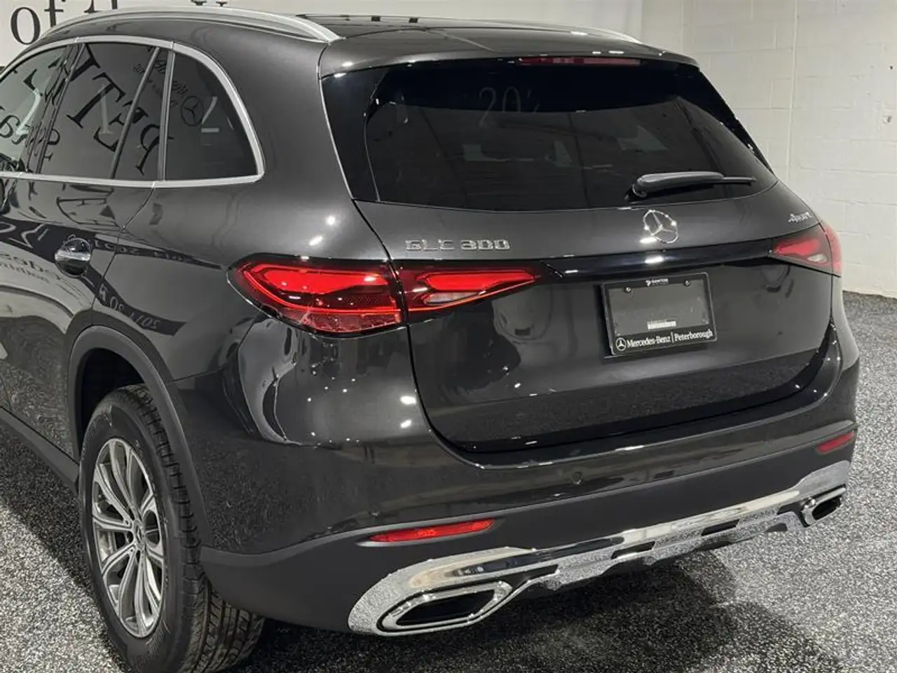Mercedes-Benz GLC снимка Mercedes-Benz GLC