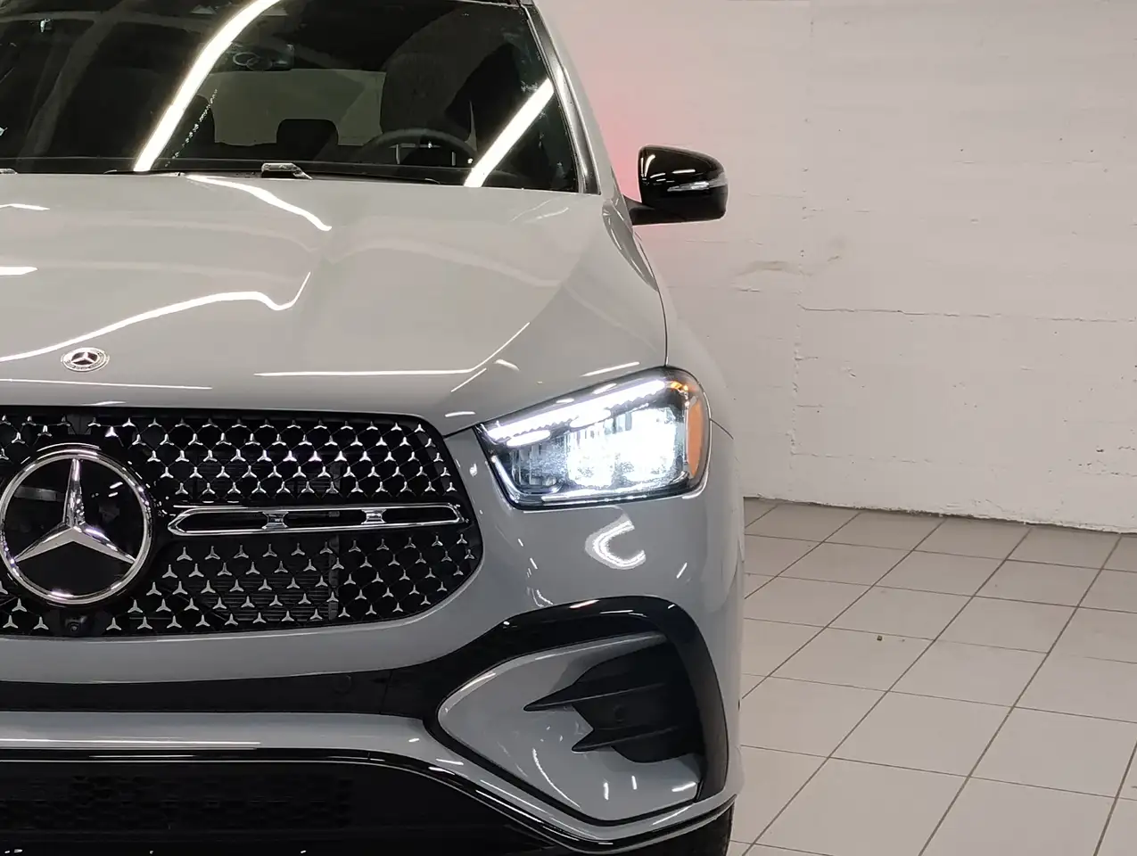 Mercedes-Benz GLE снимка Mercedes-Benz GLE