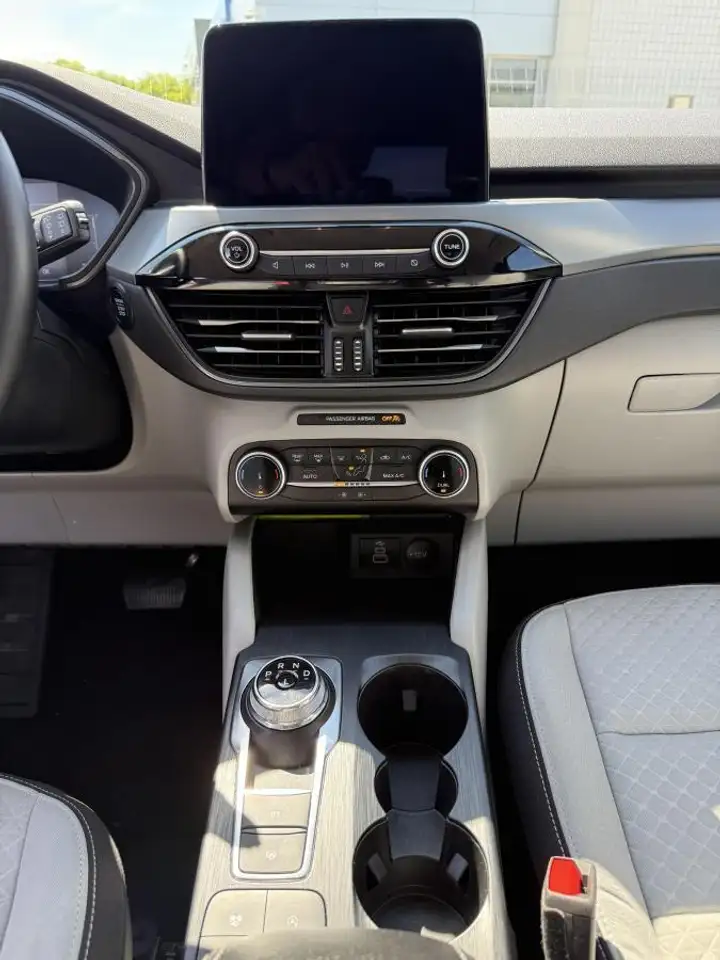 Ford Escape photo Ford Escape