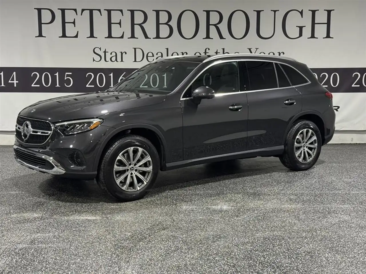 Mercedes-Benz GLC снимка Mercedes-Benz GLC