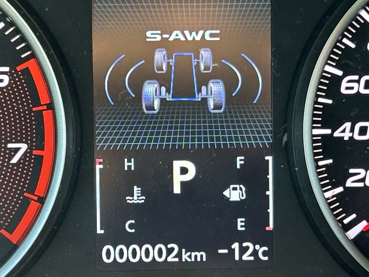 Mitsubishi Eclipse Cross снимка Mitsubishi Eclipse Cross