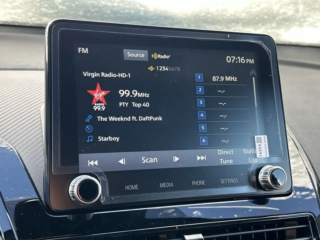 Mitsubishi Eclipse Cross снимка Mitsubishi Eclipse Cross